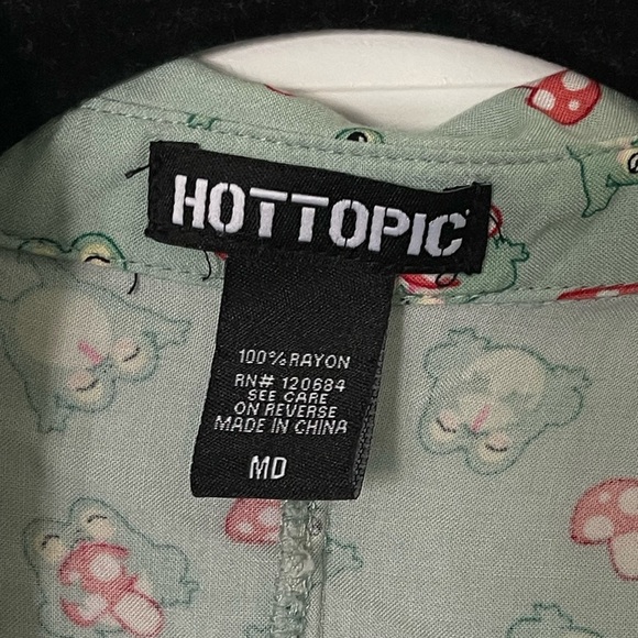 Hot Topic Frog Mushroom Button Up Shirt Green Kawaii Y2K Style Sz M - Picture 4 of 6